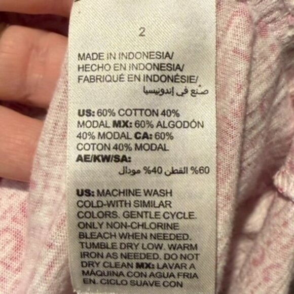 Chico's The Ultimate Tee Womens L (12) 3/4 Sleeve Medallion Long Tail Pink Top - Picture 5 of 5